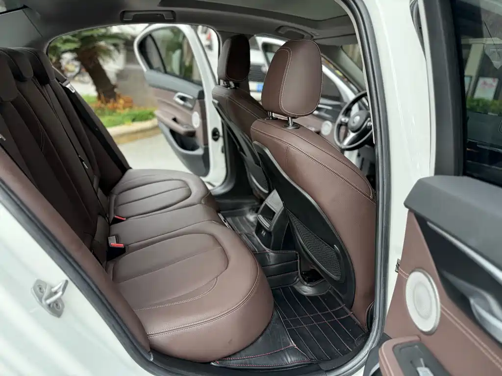 BMW 1 Series — миниатюра 7