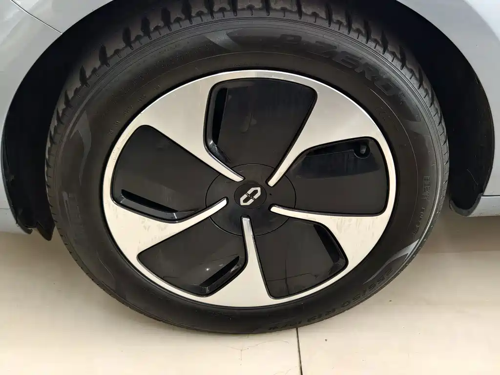 AITO AITO M5 — миниатюра 12
