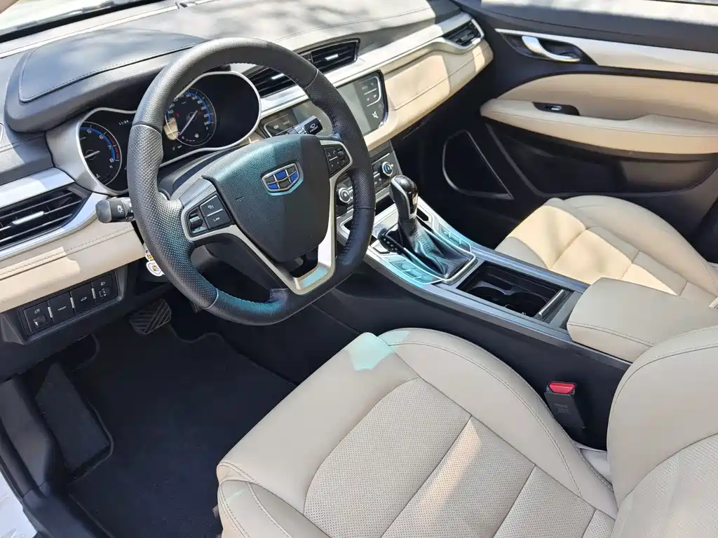 Geely Emgrand — миниатюра 7