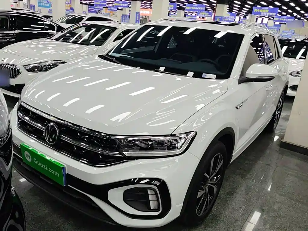 Volkswagen T-Roc — миниатюра 2