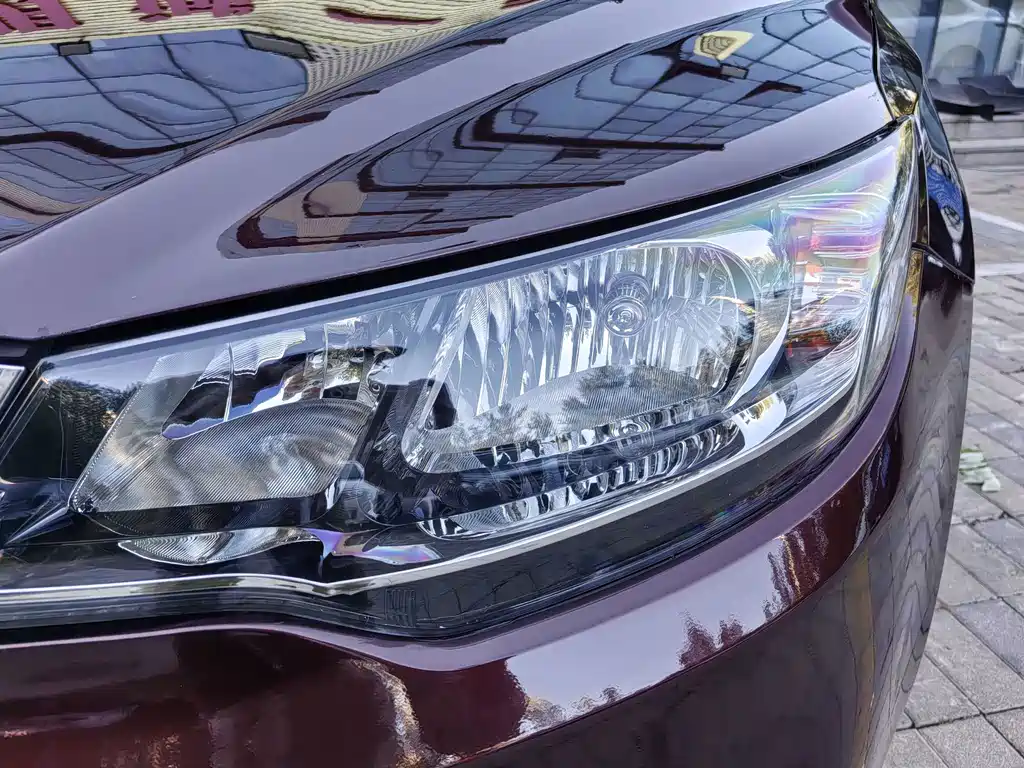 Kia Forte — миниатюра 15