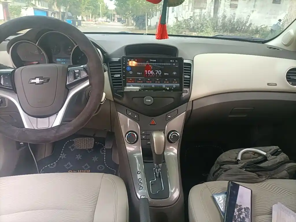 Chevrolet Cruze — миниатюра 13