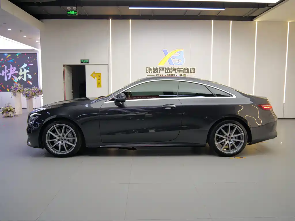 Mercedes-Benz E-Class (Import) — миниатюра 3