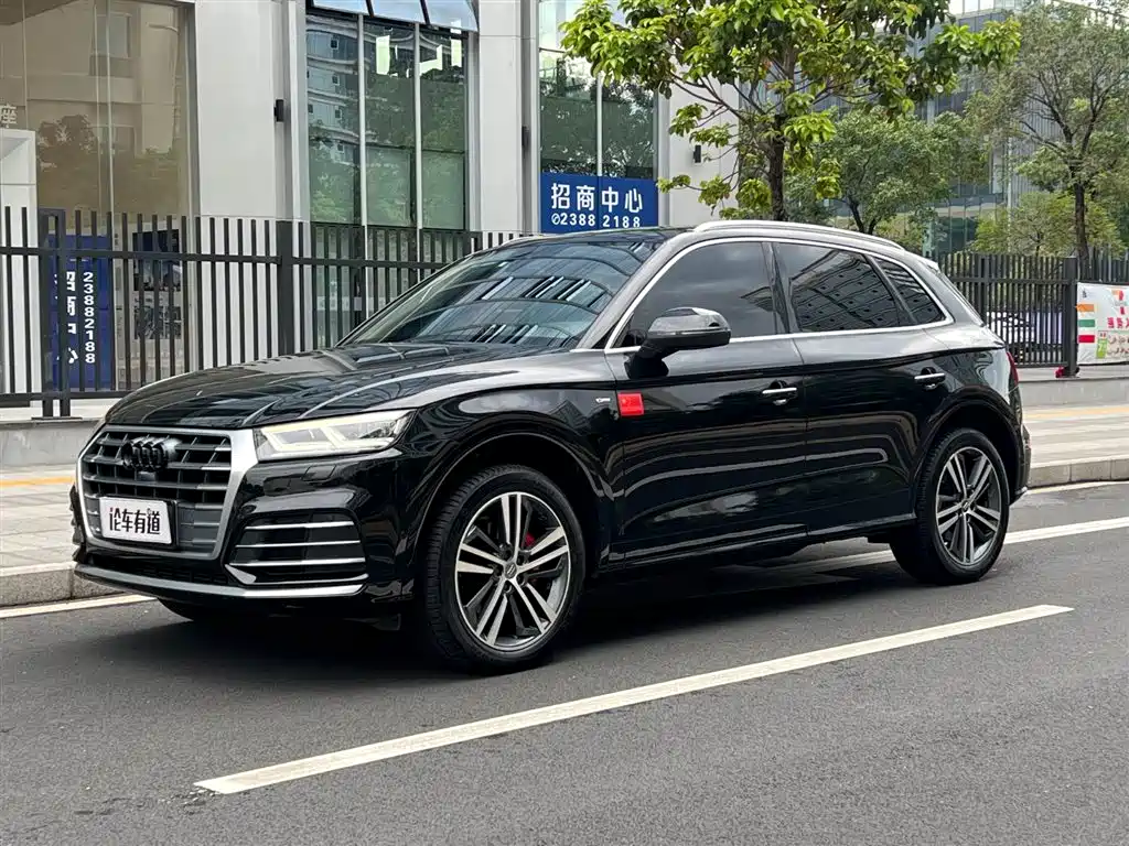 Audi Q5L 2020 45 TFSI Premium Sport Type