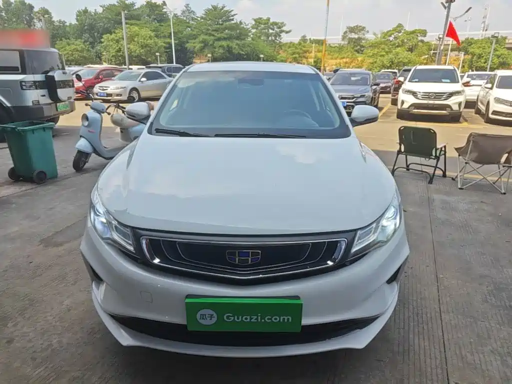 Geely Emgrand GL — миниатюра 3