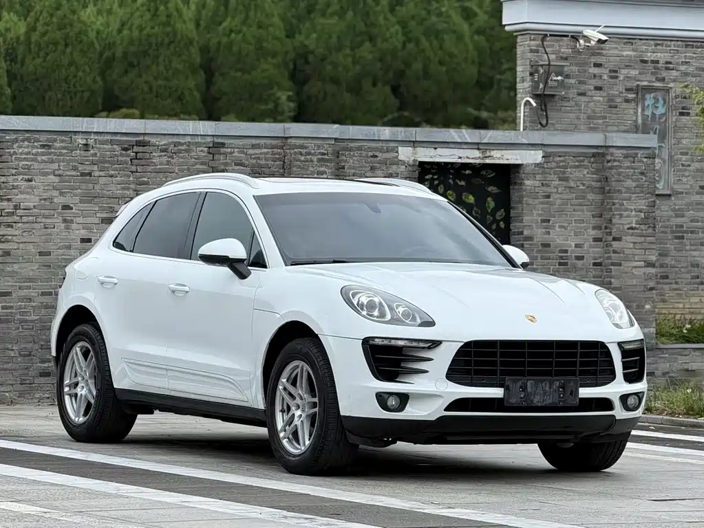 Porsche Macan — миниатюра 2
