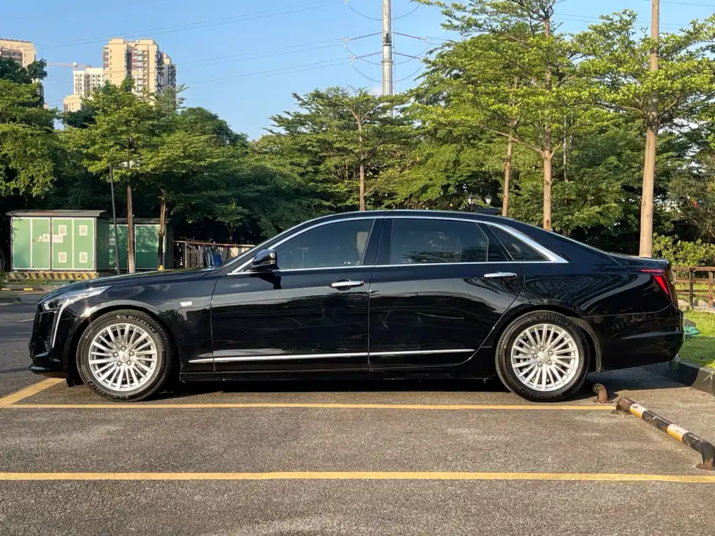 Cadillac CT6 2021 28T Fashion