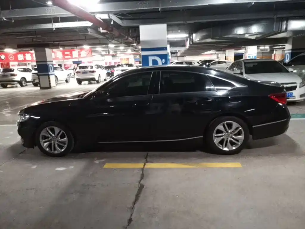 Honda Accord — миниатюра 5
