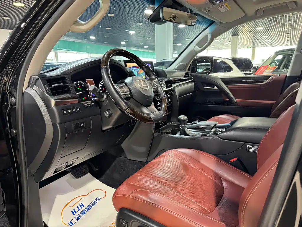 Lexus LX 2016 570 Luxury
