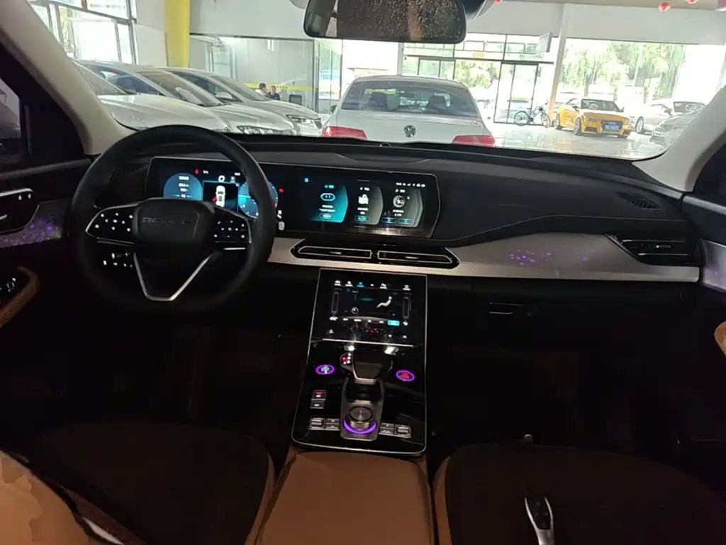 BAIC X7 — миниатюра 10