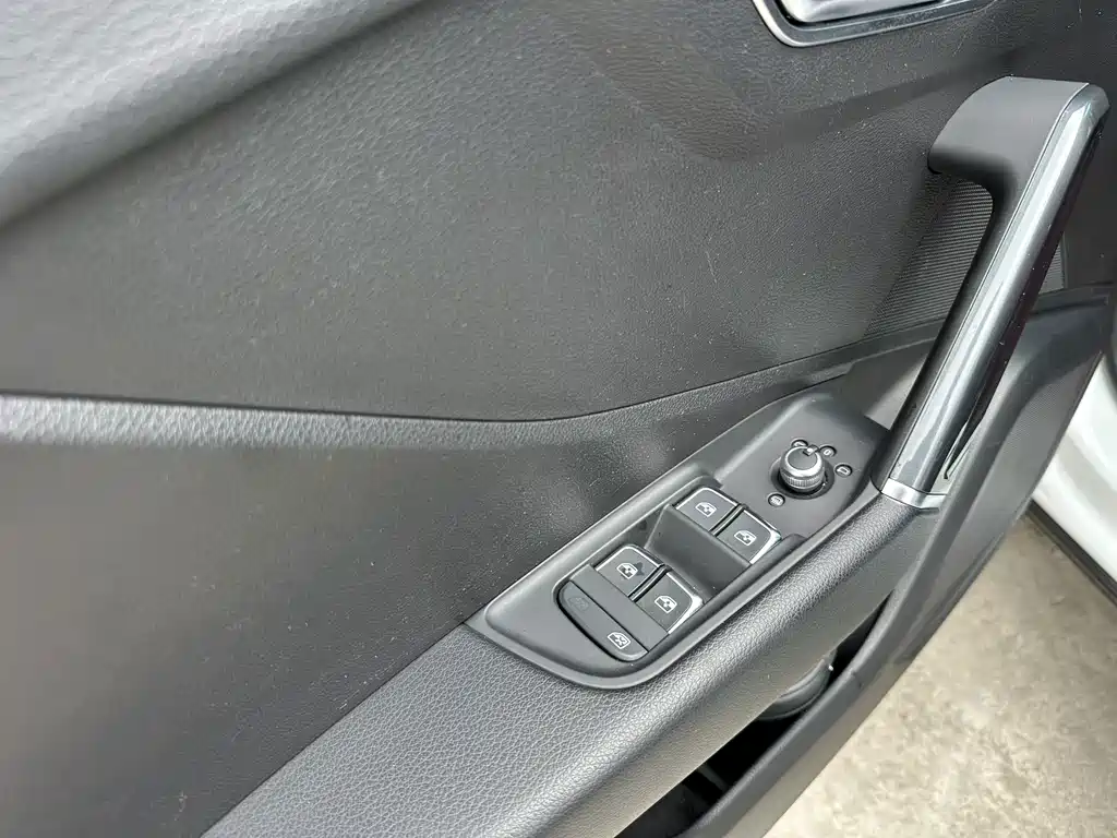 Audi Q2L — миниатюра 16