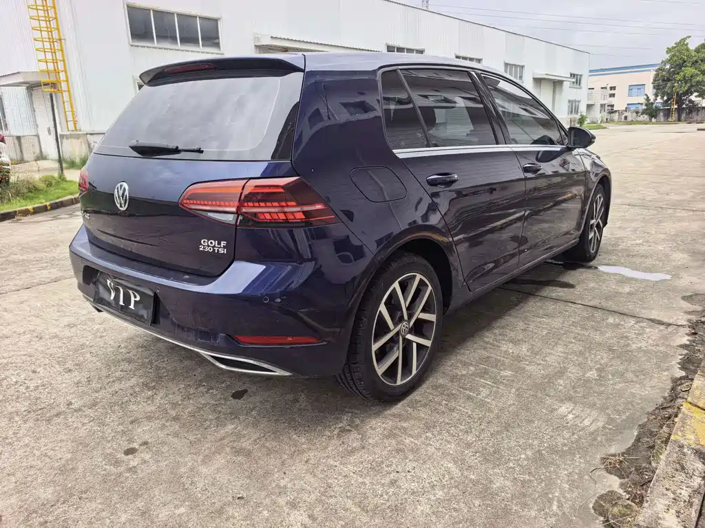 Volkswagen Golf — миниатюра 8
