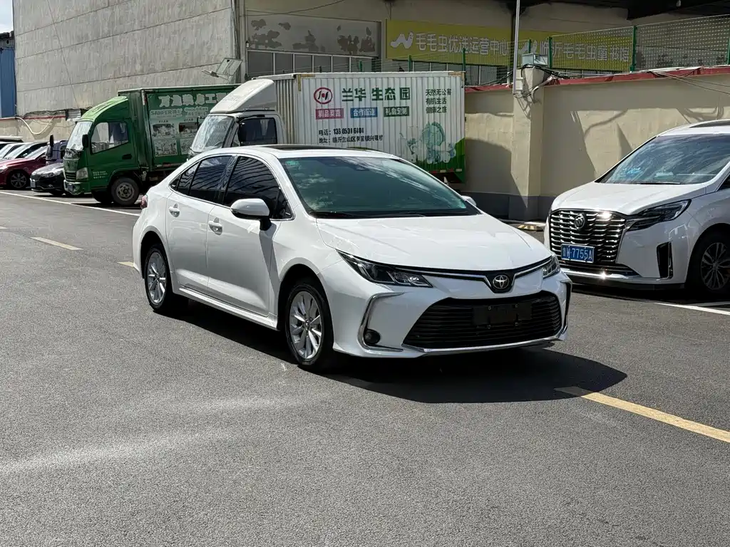 Toyota Corolla — миниатюра 3