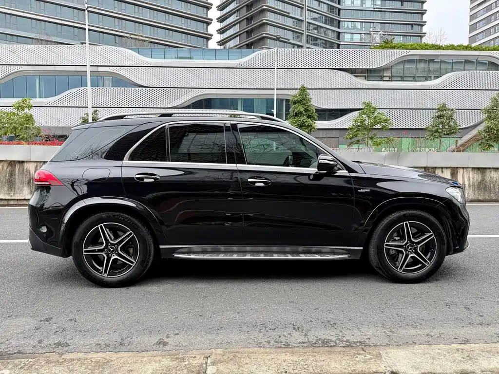 Mercedes-Benz GLE AMG — миниатюра 5