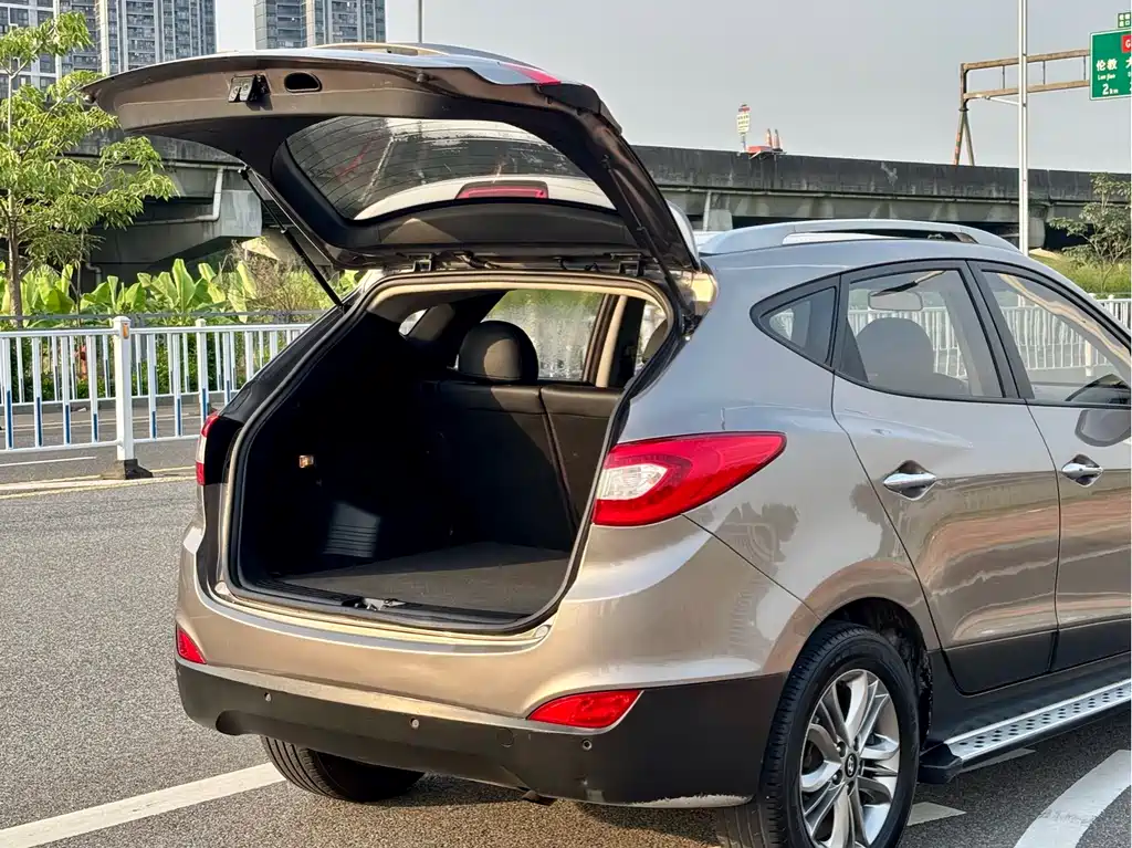 Hyundai ix35 2.0L Auto 2WD Smart Type GLS China IV, фото 14
