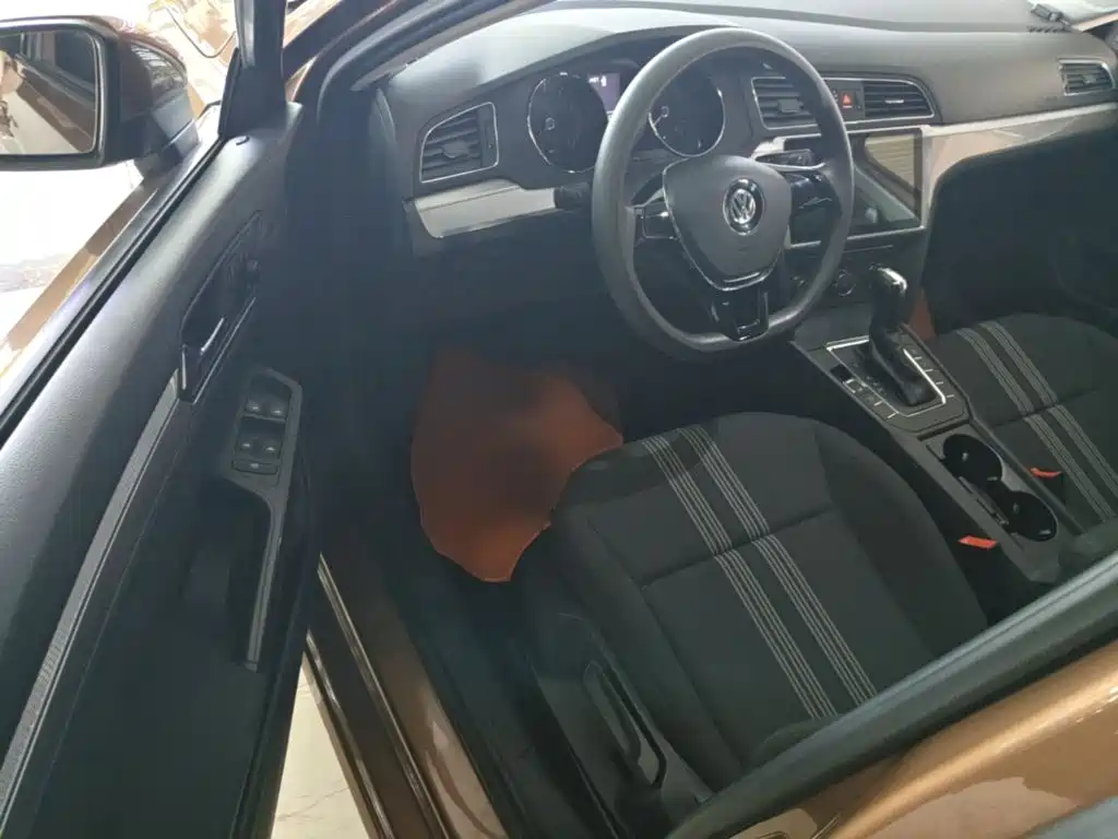 Volkswagen Lamando — миниатюра 16