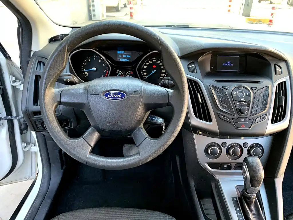 Ford Focus — миниатюра 7