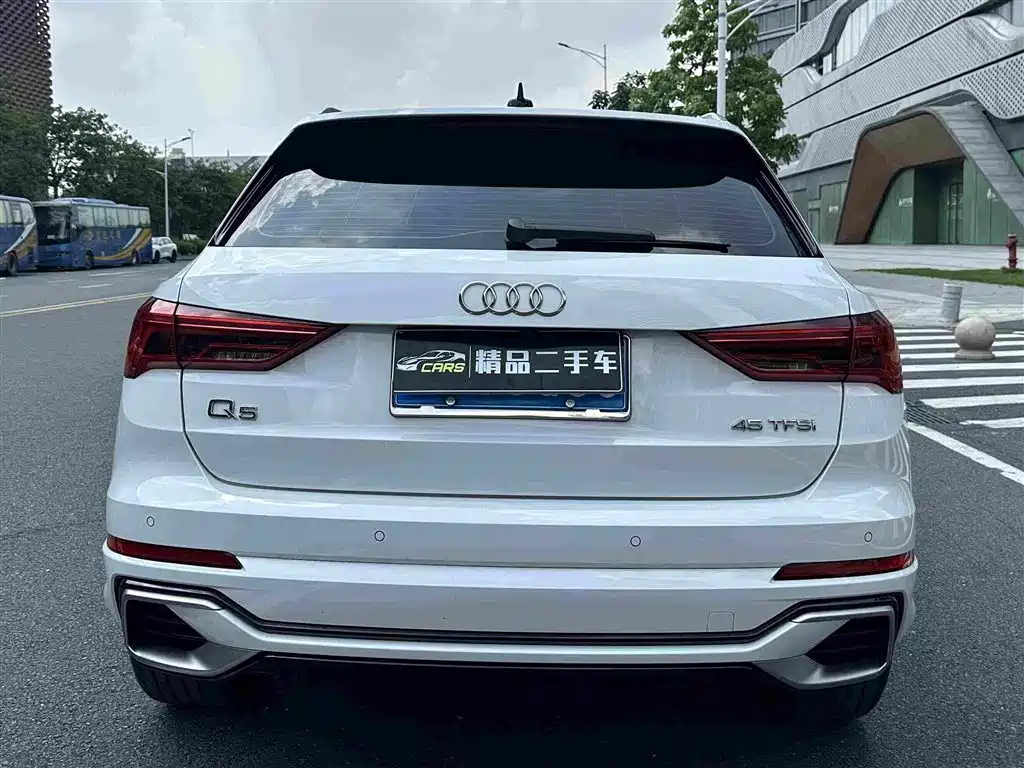 Audi Q3 — миниатюра 8