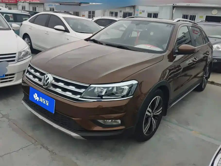 Купить Volkswagen Cross Lavida