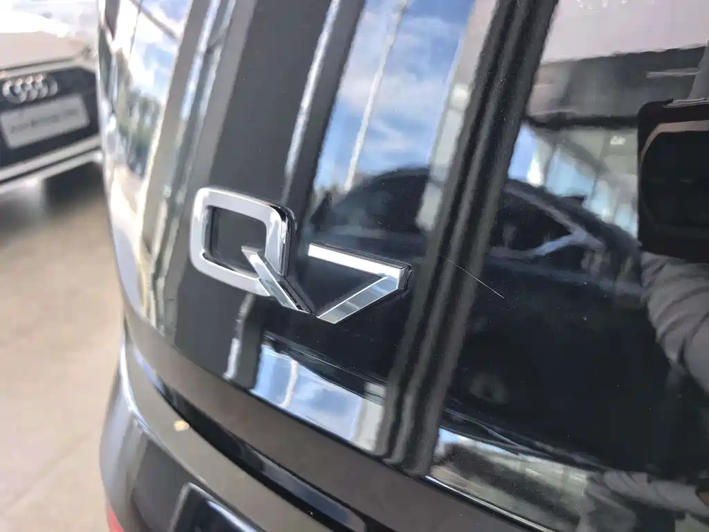 Audi Q7 — миниатюра 17