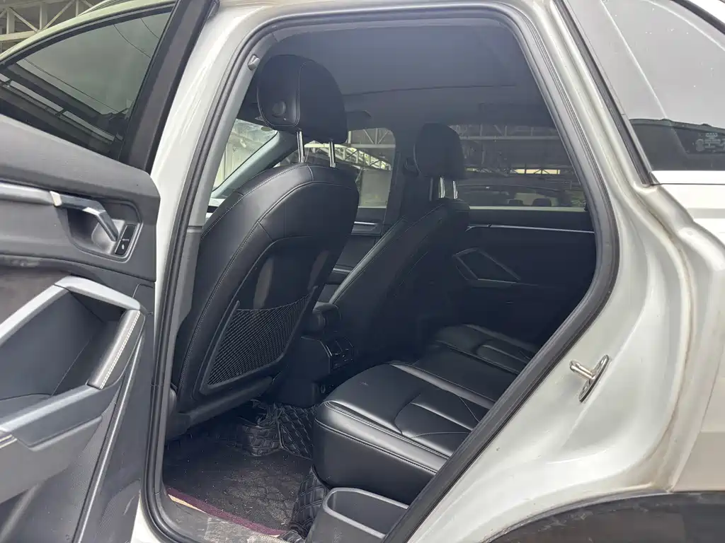 Audi Q3 — миниатюра 7