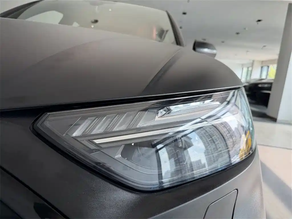Audi SQ5 — миниатюра 11