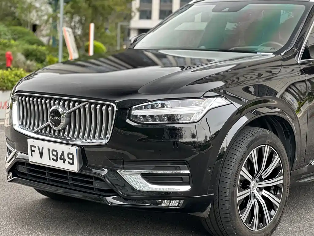 Volvo XC90 — миниатюра 26