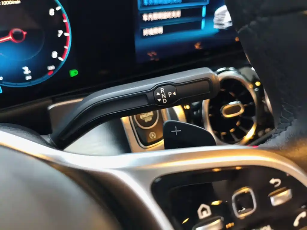Mercedes-Benz GLB — миниатюра 14