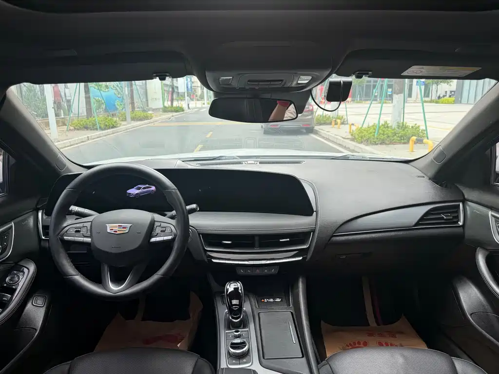 Cadillac CT5 — миниатюра 4