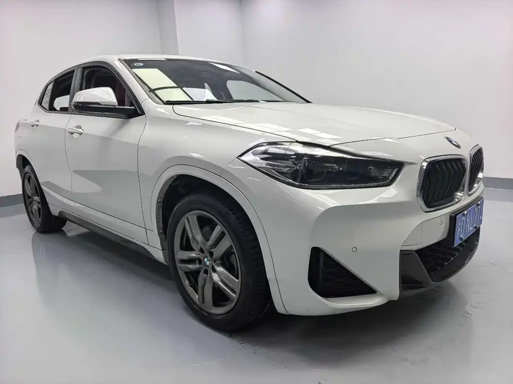 BMW X2 2022 — фото 3