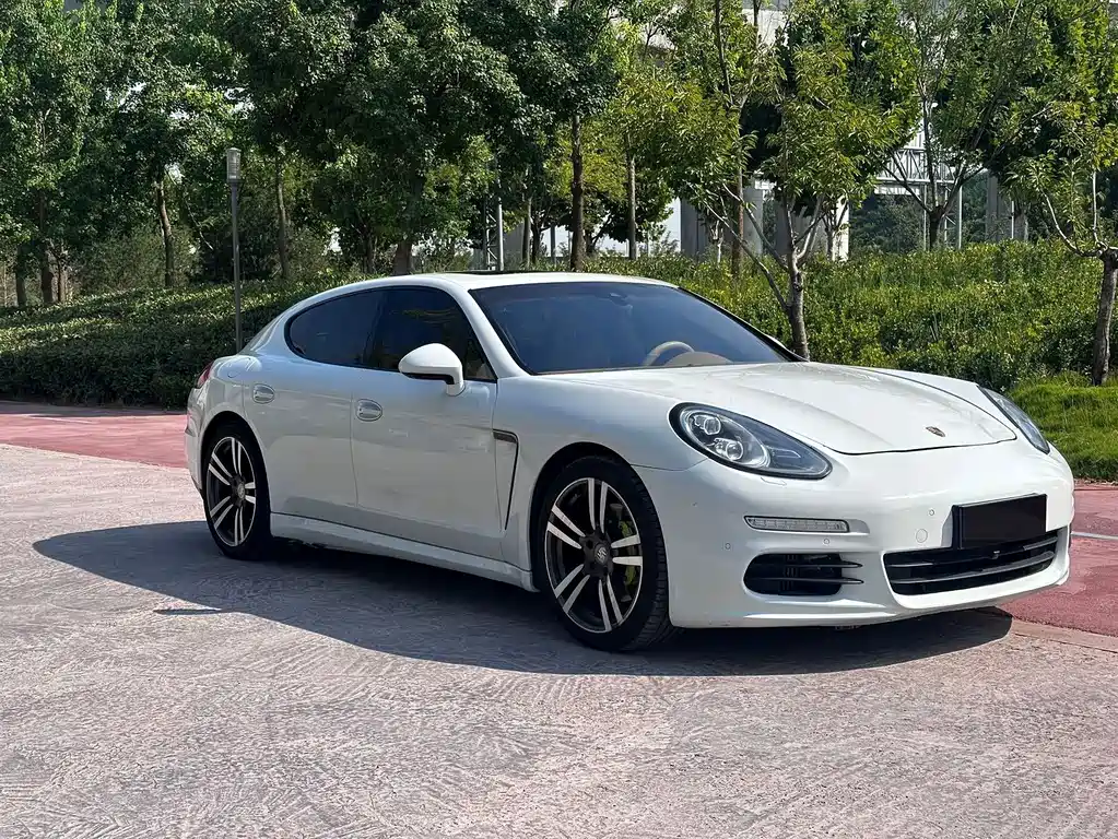 Porsche Panamera — миниатюра 3