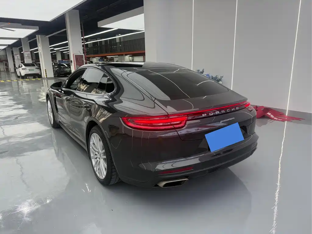 Porsche Panamera — миниатюра 11
