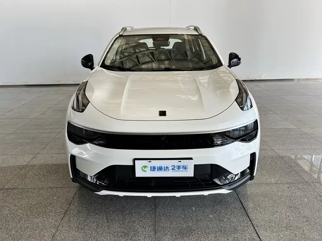 Lynk & Co 01 — миниатюра 30