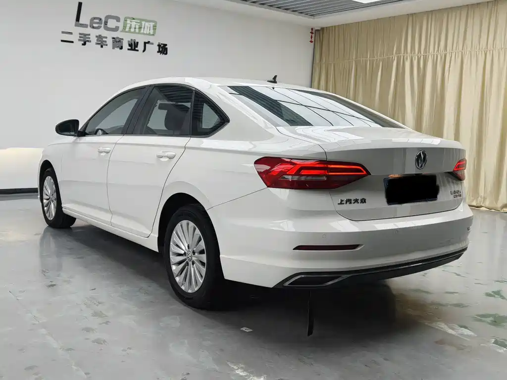Volkswagen Lavida — миниатюра 6