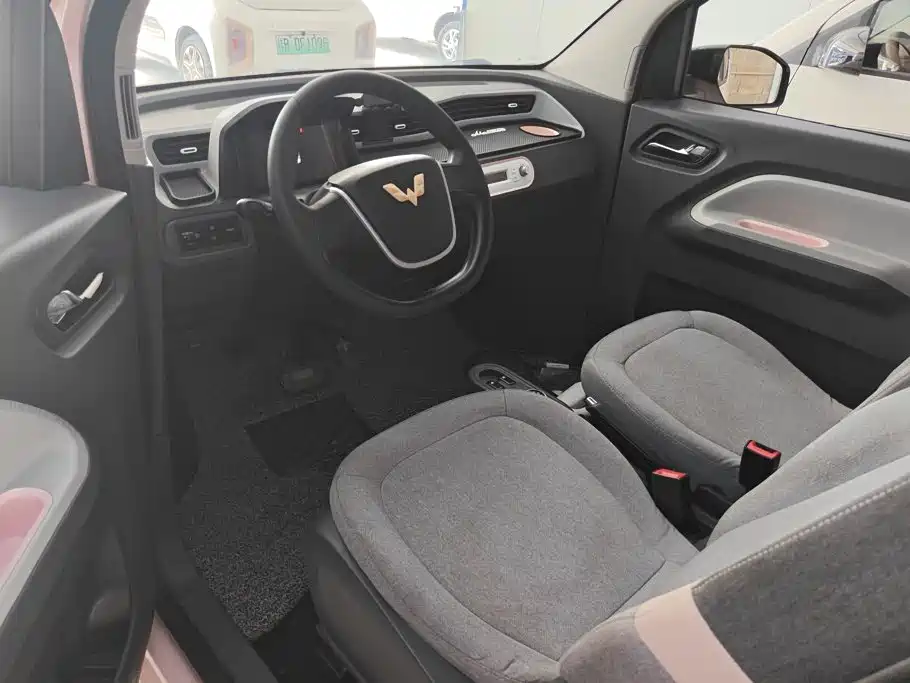 Wuling MINIEV — миниатюра 9