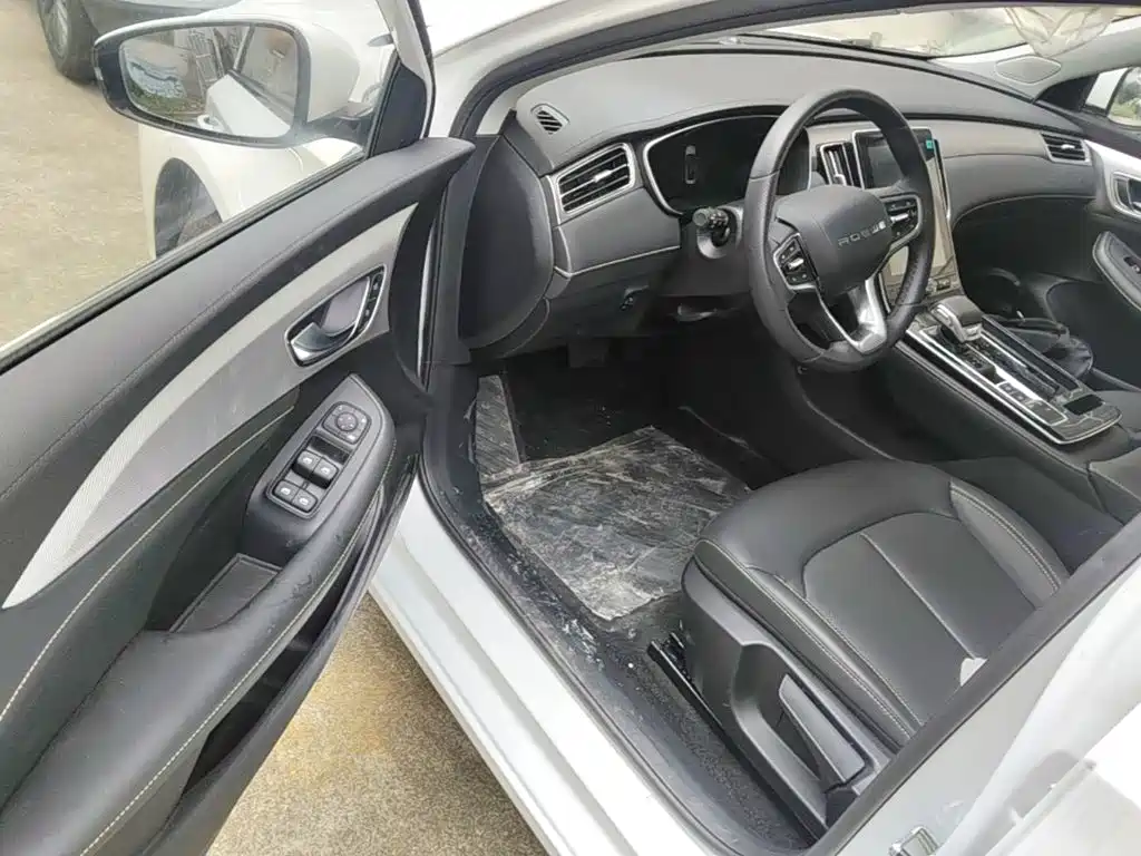 Roewe i6 MAX New Energy — миниатюра 16
