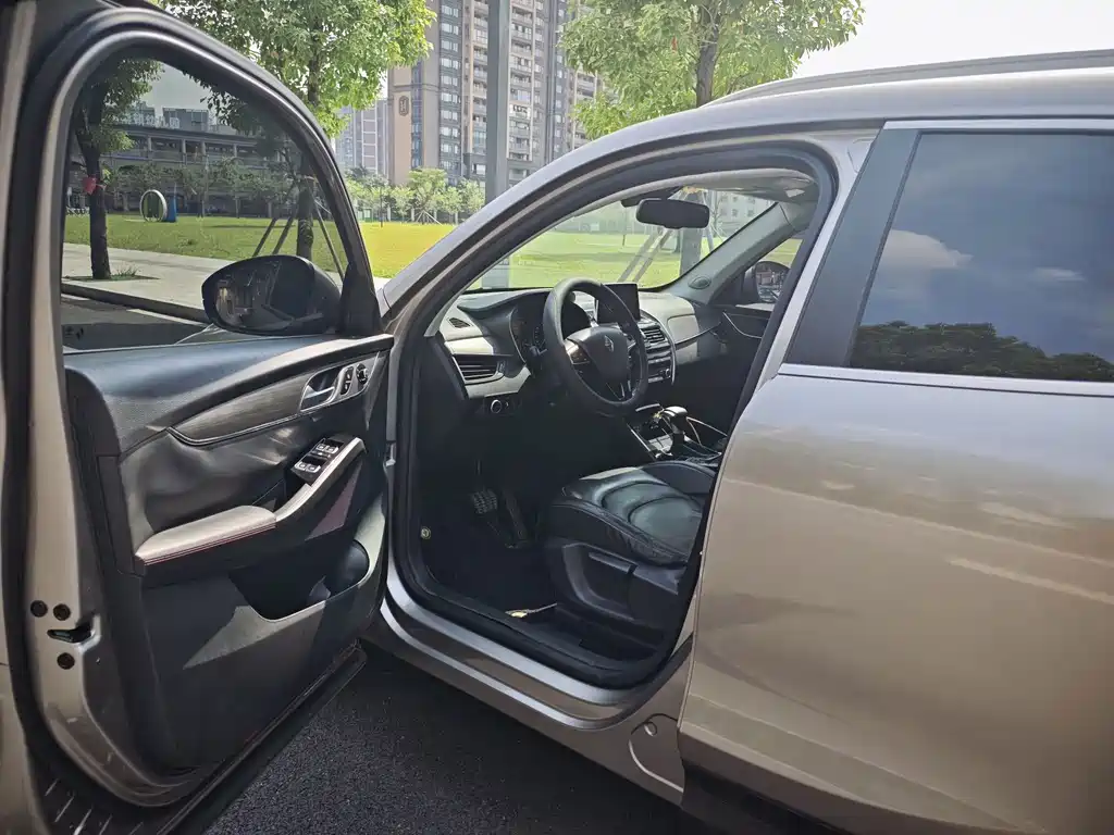 Borgward BX5 — миниатюра 4
