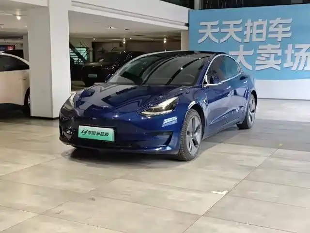 Tesla Model 3 2020