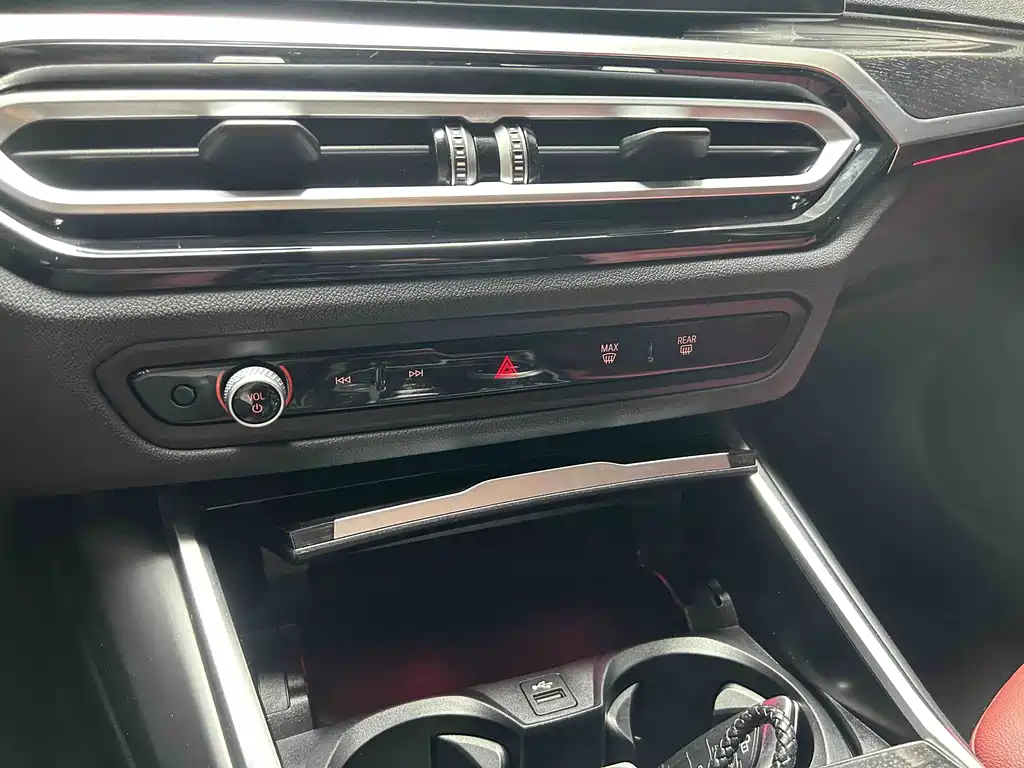BMW 3 Series — миниатюра 19