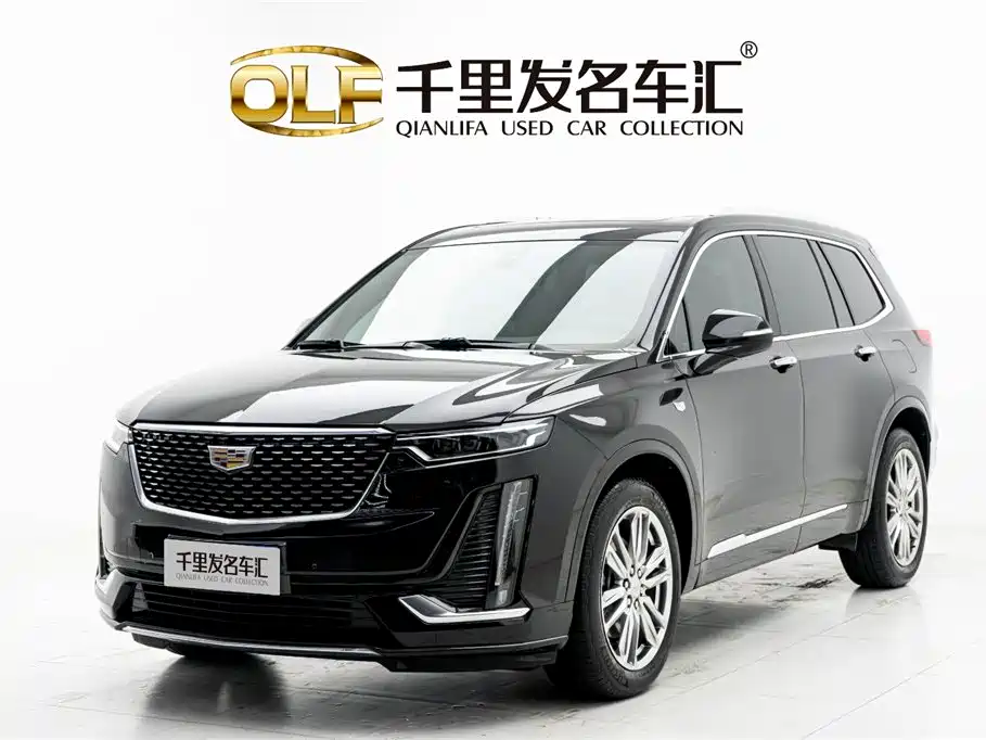 CADILLAC XT6