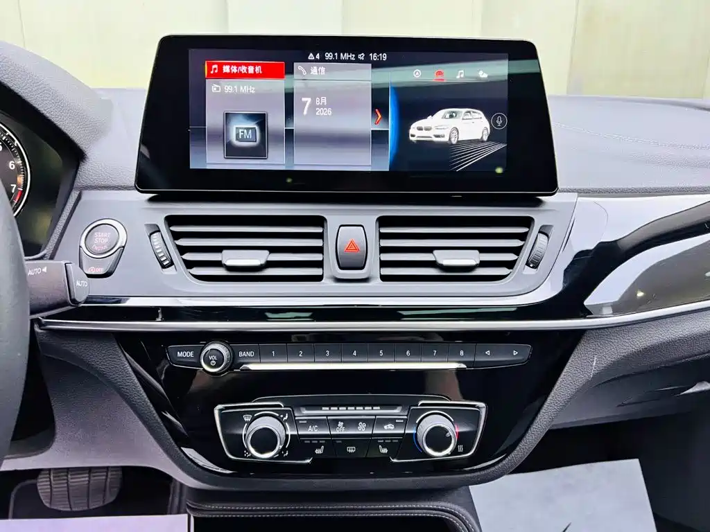 BMW 1 Series - фото 13