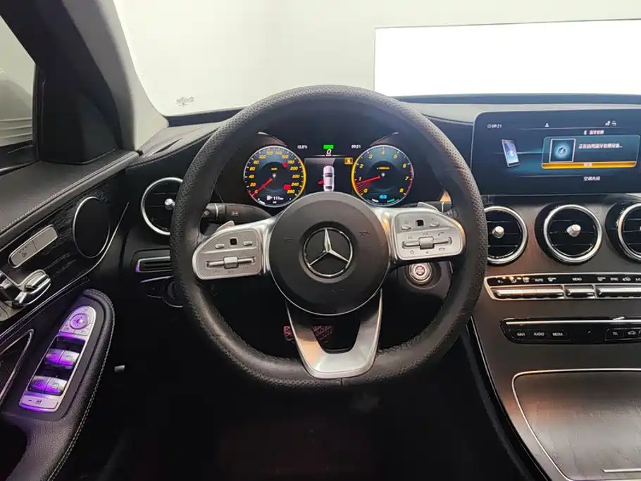 Mercedes-Benz C-Class — миниатюра 15