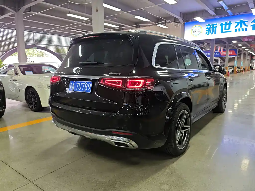 Mercedes-Benz GLS — миниатюра 8