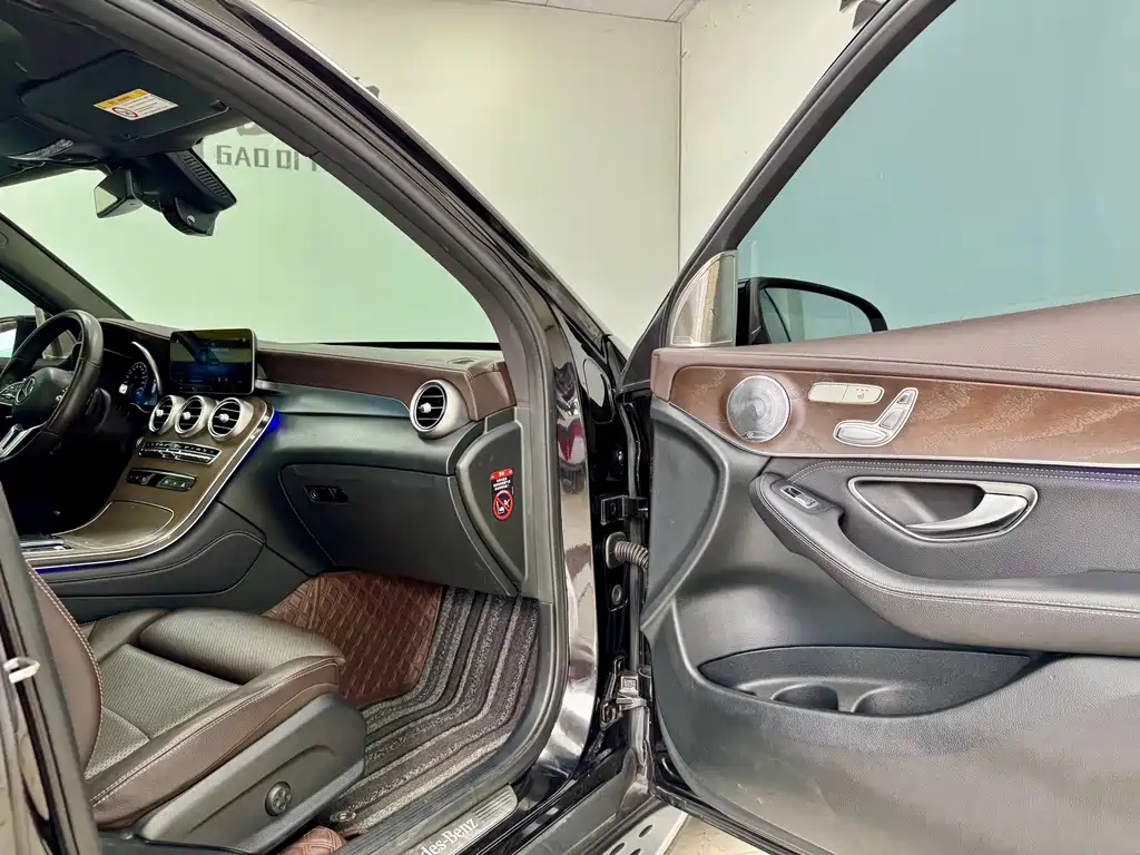 Mercedes-Benz GLC — миниатюра 14