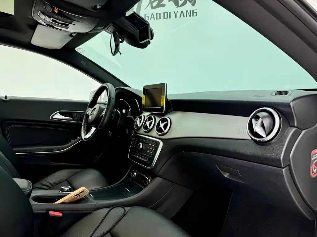 Mercedes-Benz CLA (Import) — миниатюра 14
