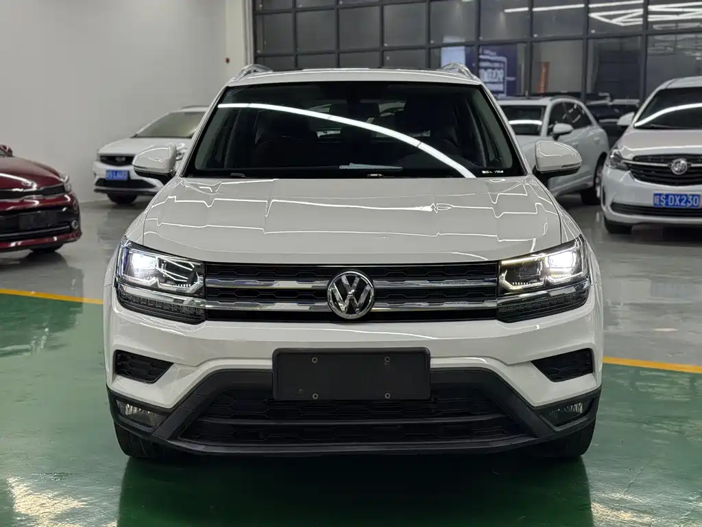 VOLKSWAGEN TUYUE