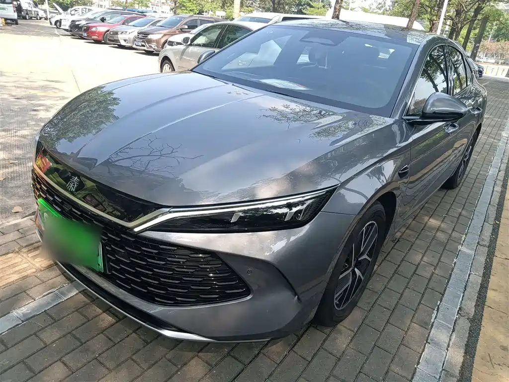 Byd Qin L 2025