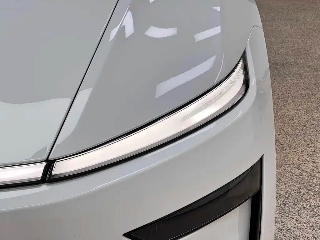 Tesla Model Y — фотографии объявления, Фото 10