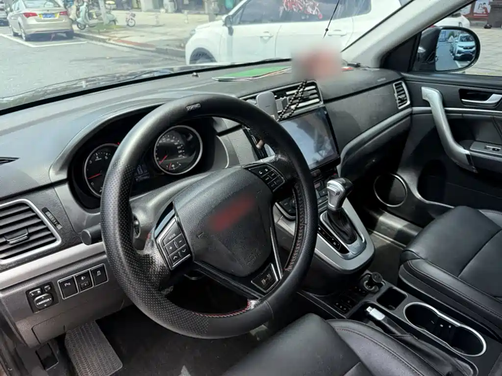Haval H6 2015 Sport 1.5T AT Luxury