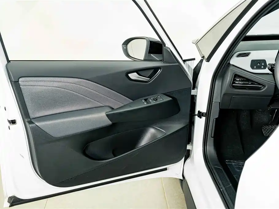Volkswagen ID.3 — миниатюра 16